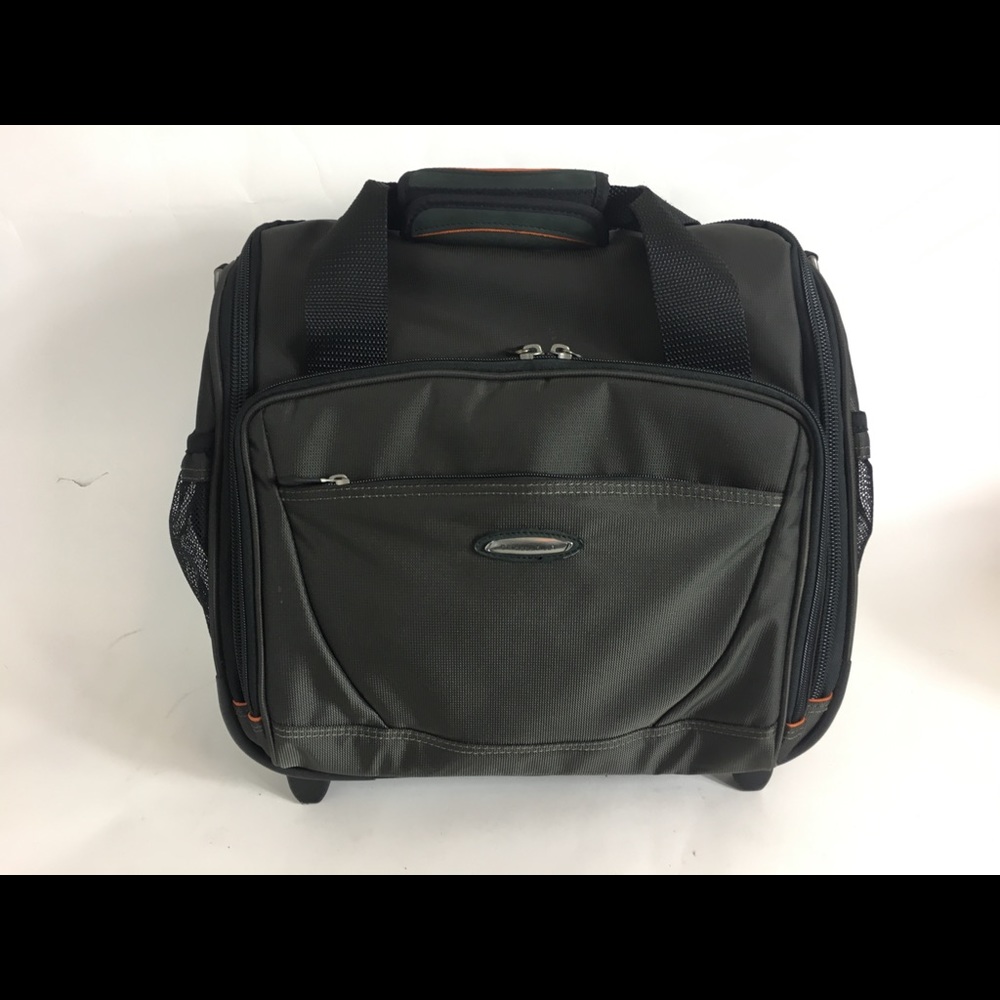 Briggs & Riley Rolling Carryon Travel Bag